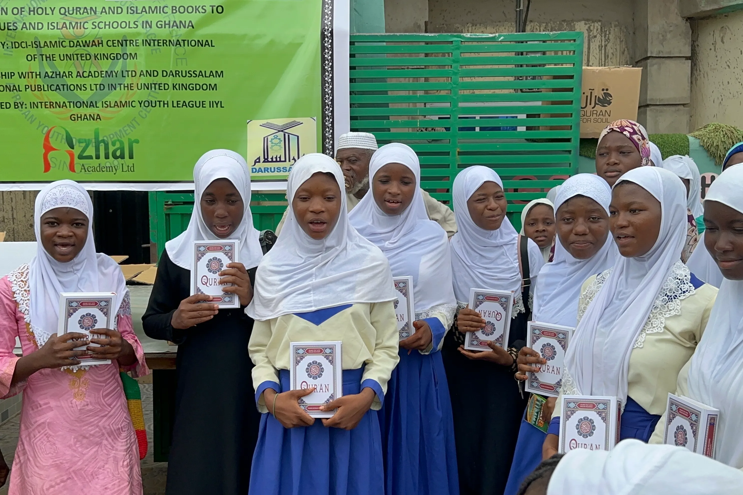 Urgent Appeal for the Printing of 100.000 Holy Quran to be distributed in Africa